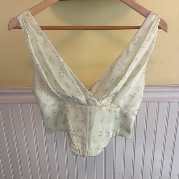 Camila Coelho XS Floral Print Sleeveless V-Neck Crop Top Light Green - Picture 1 of 6